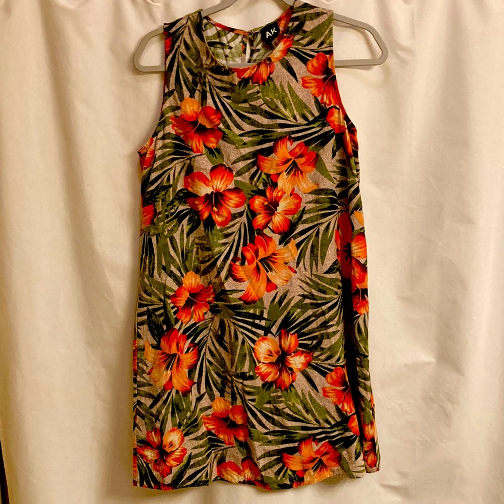 - AK Dress Linen Orange and Green Floral Size Med. Sleeveless Shift and